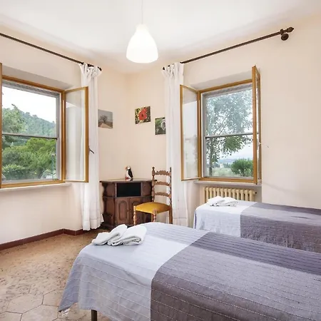 Amazing In Spoleto With Wifi Сasa de vacaciones *